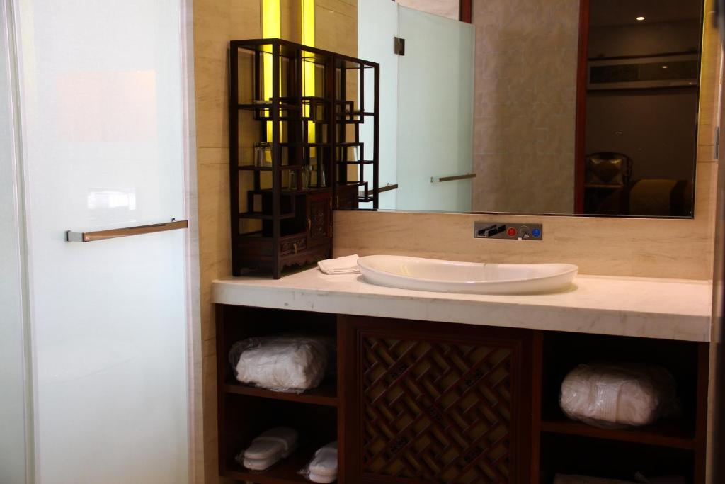 Beijing Imperial Courtyard Hotel Buitenkant foto