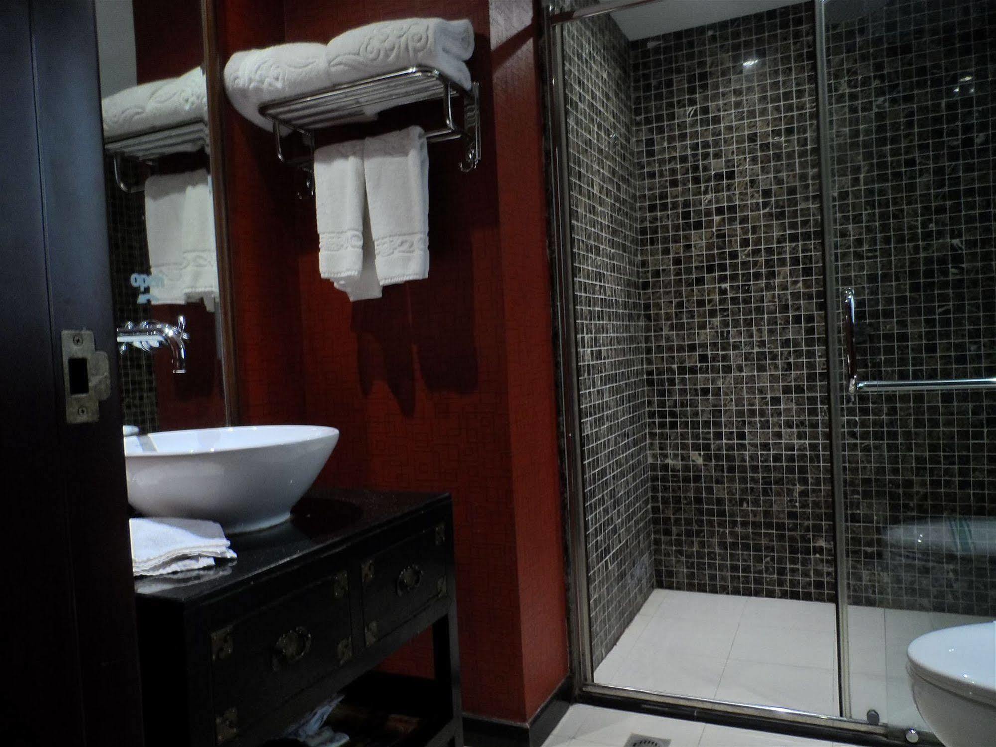 Beijing Imperial Courtyard Hotel Buitenkant foto